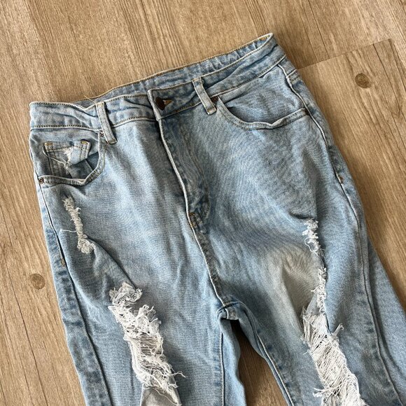 Womens Shein Light Wash Distressed Jeans - 29 - Picture 2 of 8